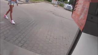 Грудастая латина скачет на члене приятеля