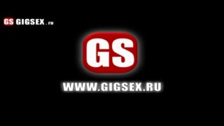 Чернокожий парнишка трахает развратную азиатку